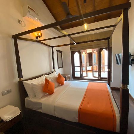 Bed and Breakfast The Dutch Boutique Galle Exterior foto